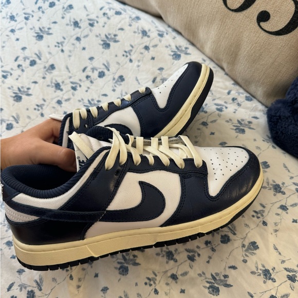 Nike Dunk Sneakers - Picture 5 of 6